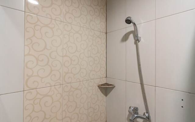 RedDoorz Plus near Bandung Station 2