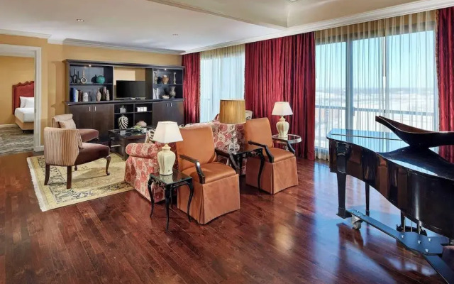 Crowne Plaza Tulsa