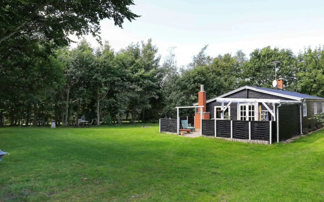 Radiant Holiday Home in Glesborg near Sea