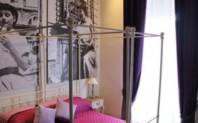 Vacanze Romane Rooms