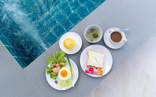 Baan Faa Talaychan Resort