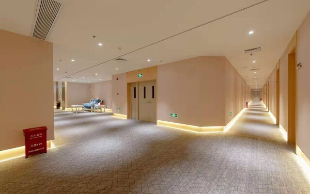 Dingwang Hotel -  Chencun Metro Station
