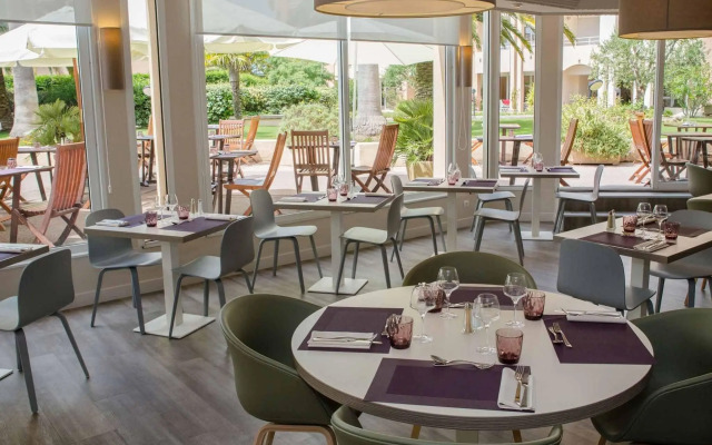 Mercure Thalasso and Spa Port Frejus