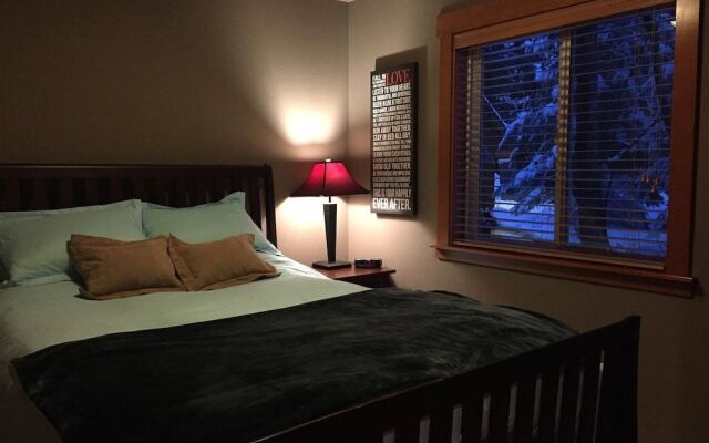 River Rock Mountain Cabin