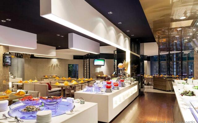 Novotel Nanjing East Suning Galaxy