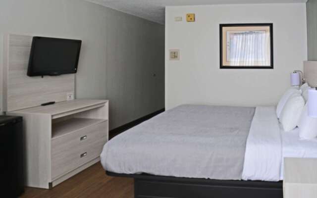 Quality Inn & Suites East Syracuse - Carrier Circle