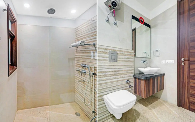 Townhouse 495 IGI Airport