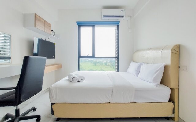 Homey And Cozy Studio Sky House Alam Sutera Apartment