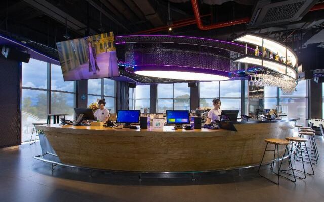Tru by Hilton Hau Giang City Centre