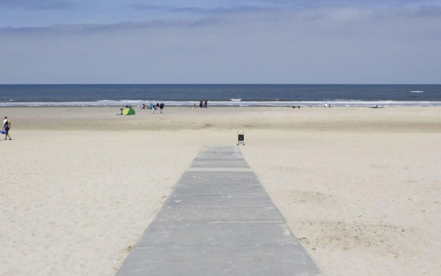 Holiday Home on Texel With Stunning Views