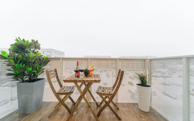 Lumina New 3-room apart with parking