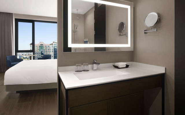 Four Points By Sheraton Suwon