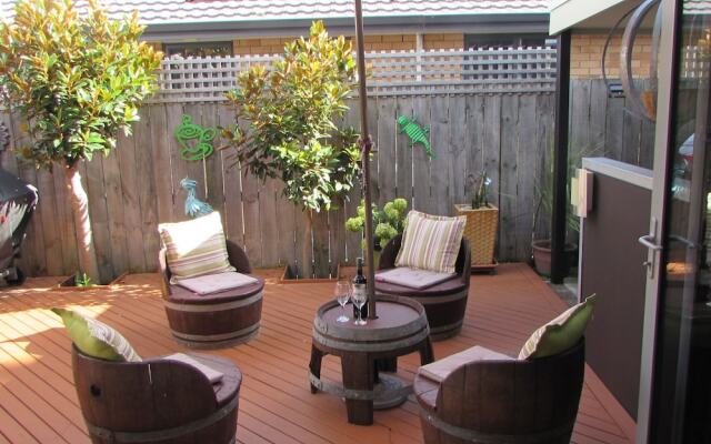 15 On Dillon Bed & Breakfast