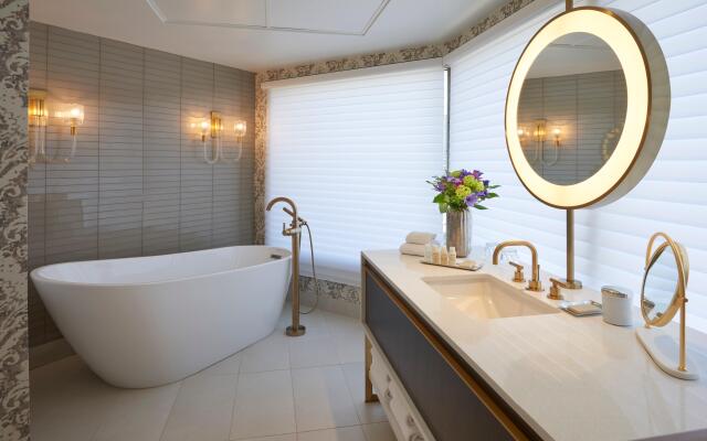 InterContinental Toronto Centre by IHG