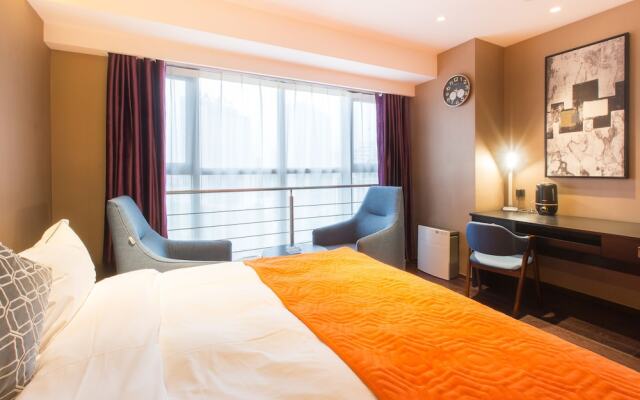 Oak International Apartment