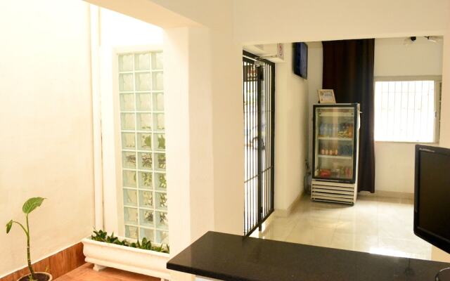 Lize Hotel-Hostel
