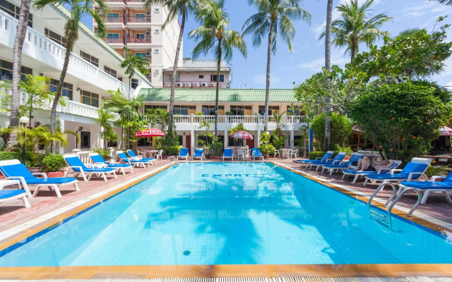 The Expat Hotel