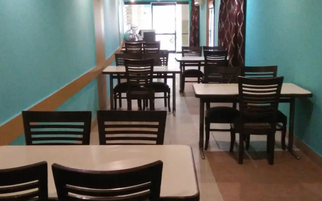 Hotel City Grand