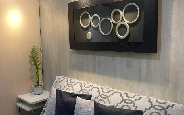 Sea Residences MOA Arena, SMX 1BR free wifi & Netflix