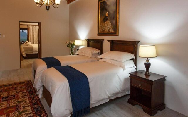 Bakenskraal Ostrich Palace