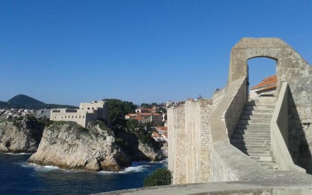 Old Harbour City Center Apartment