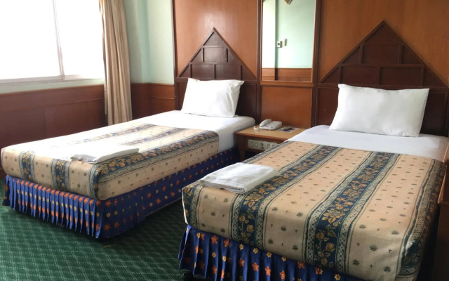 Grand Thara Hotel