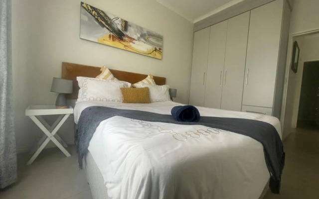 Smartz Apartment 210