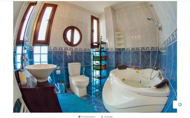 Kallinousa Beach Villa