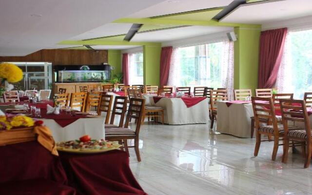 The Garden Asia Resort - Mysore Road