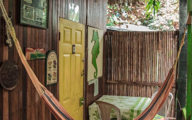 Walaba Eco Lodge - Hostel