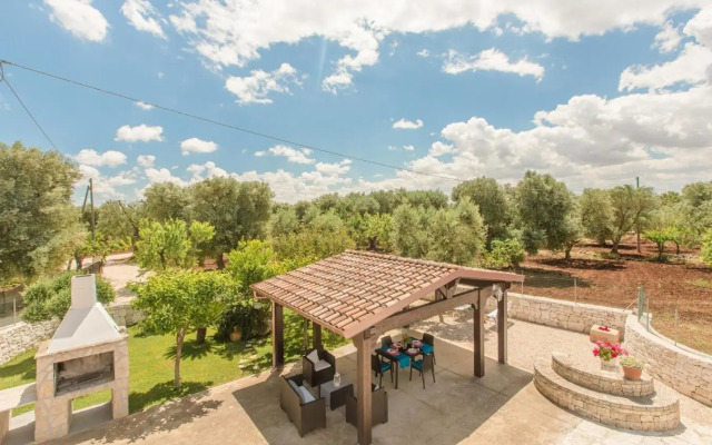 Trullo del Mandarino con piscina