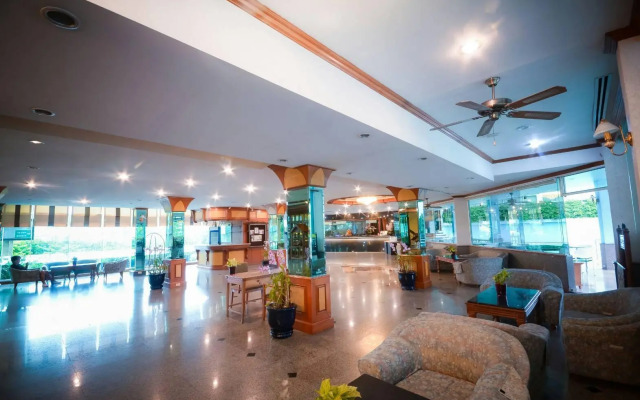 The Viangtak Riverside Hotel