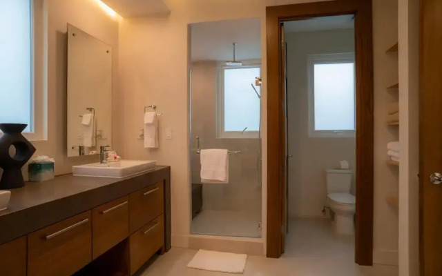 - Casa Cenizaro Six Bedroom Private Pool Family