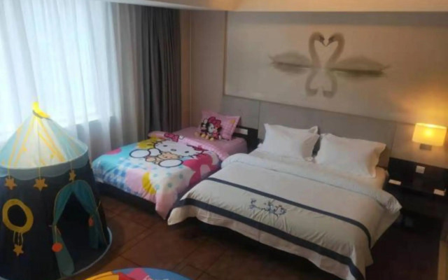 Metropolo Hefei Swan Lake Hotel