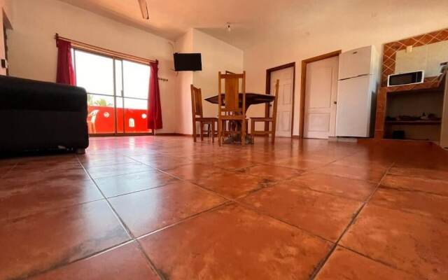 Hotel y Bungalows Bugambilias