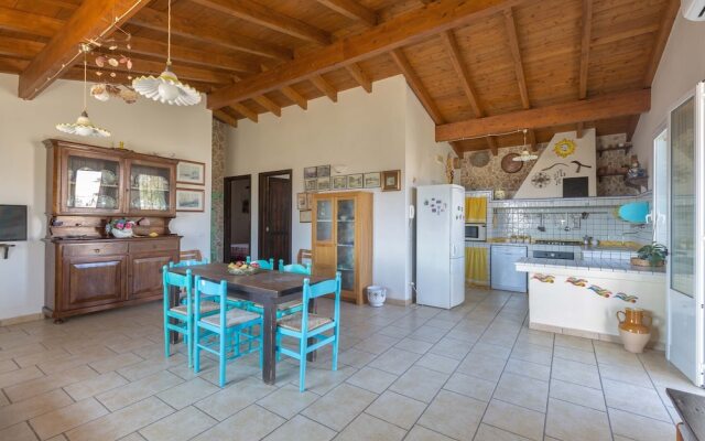 3190 Villa Fiorella by Barbarhouse