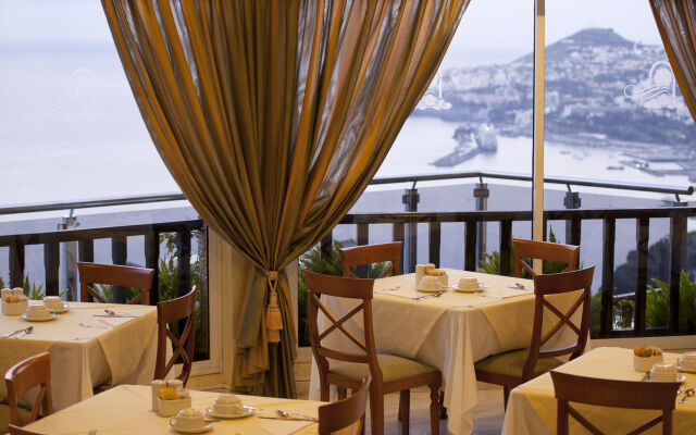 Hotel Ocean Gardens