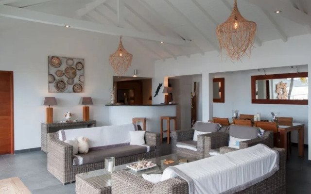 Dream Villa Pointe Milou-2001