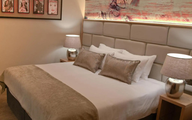 The Residence Hotel