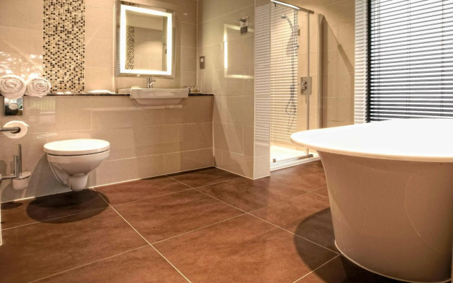 Wivenhoe House Hotel