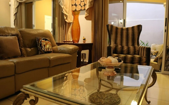 Deluxe Property in Cariari
