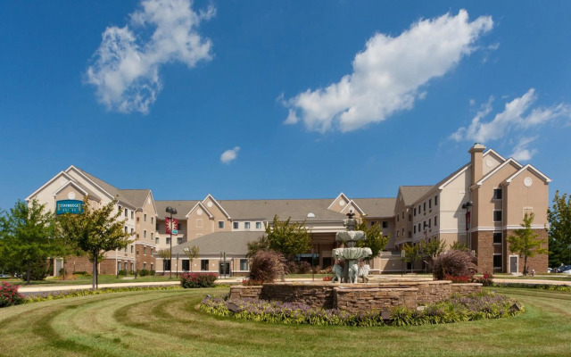 Staybridge Suites Chantilly - Dulles Airport by IHG