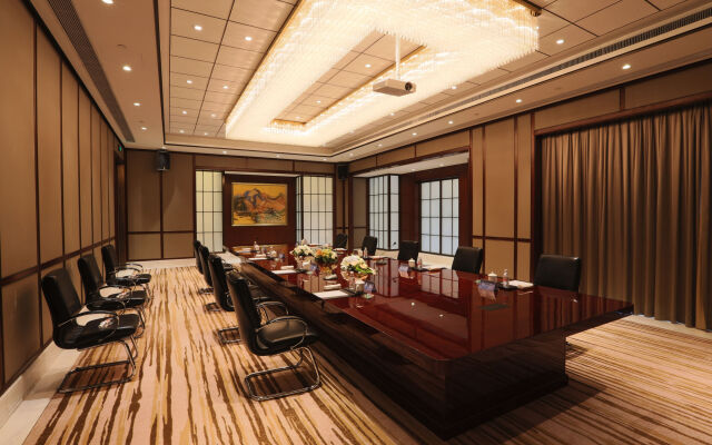 S & N International Hotel Linhai