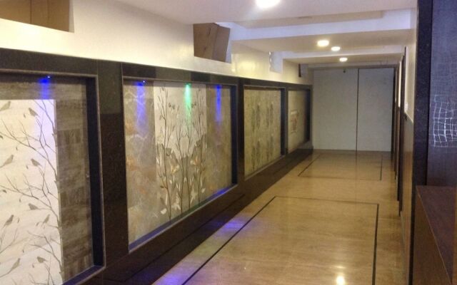 FabHotel Lemon Park