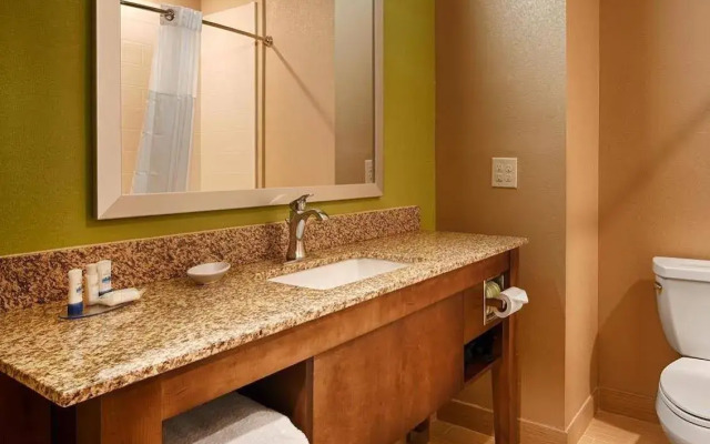 Best Western Plus Flatonia Inn