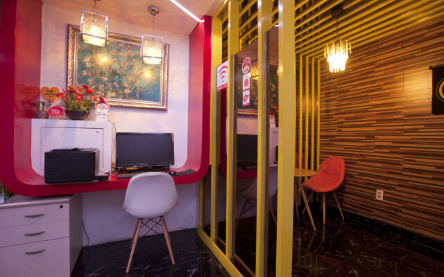 Max Motel