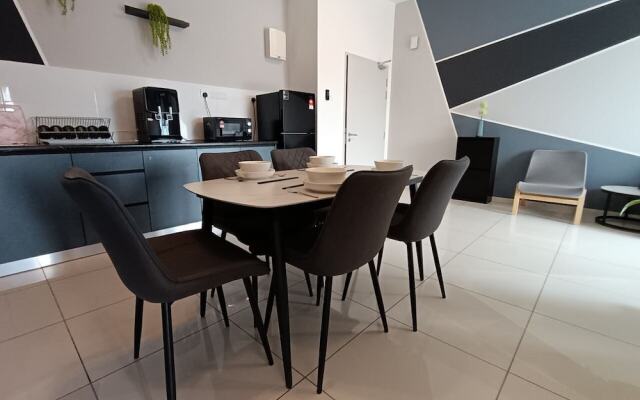 The Horizon Ipoh L15 by Grab A Stay