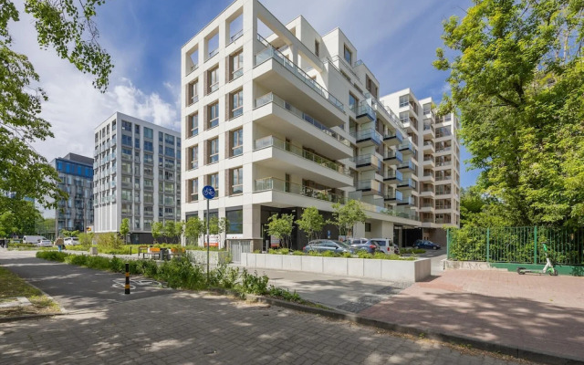 Cozy City Apartment by Renters Prestige