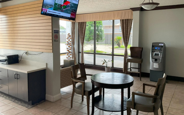 Motel 6 Baton Rouge, LA - East - I-12