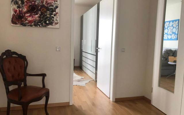 Luxury 145 m2 Apartment with Terrace